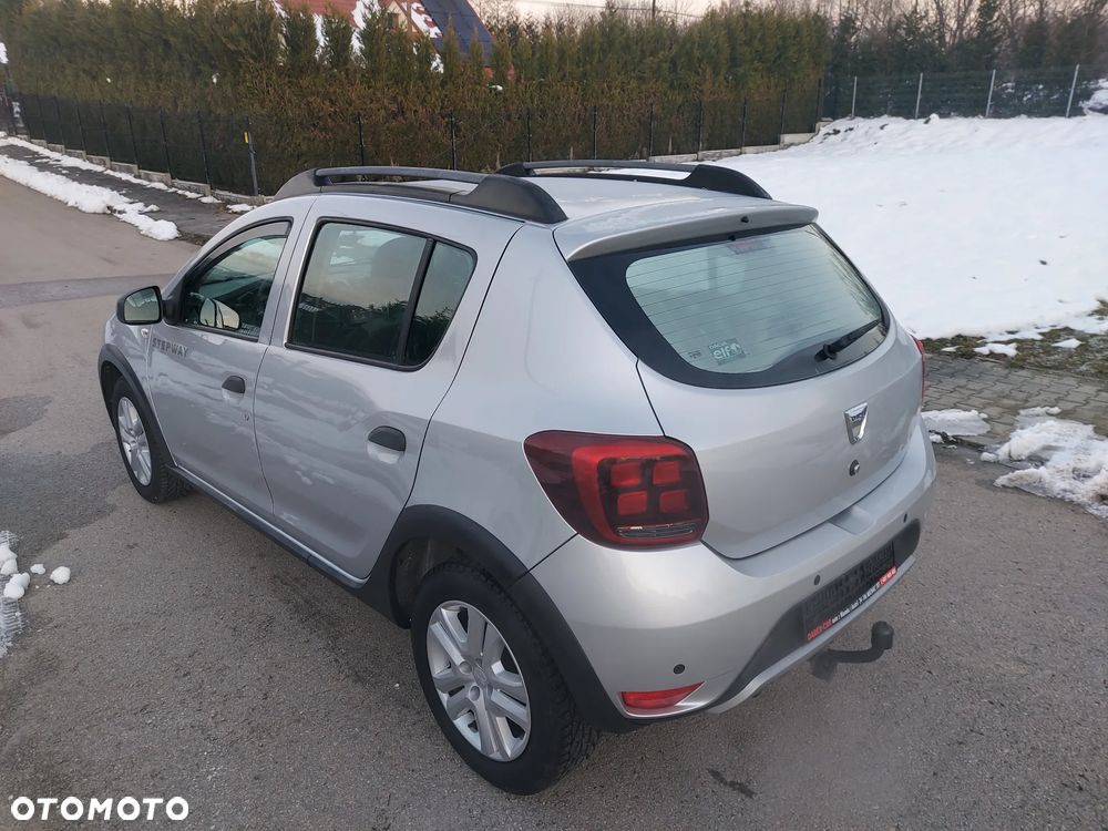 Dacia Sandero Stepway TCe 90 (S&S) Prestige - 8