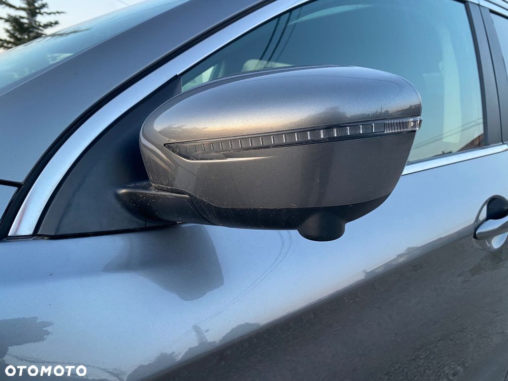 Nissan Qashqai 1.6 DIG-T N-Connecta - 38