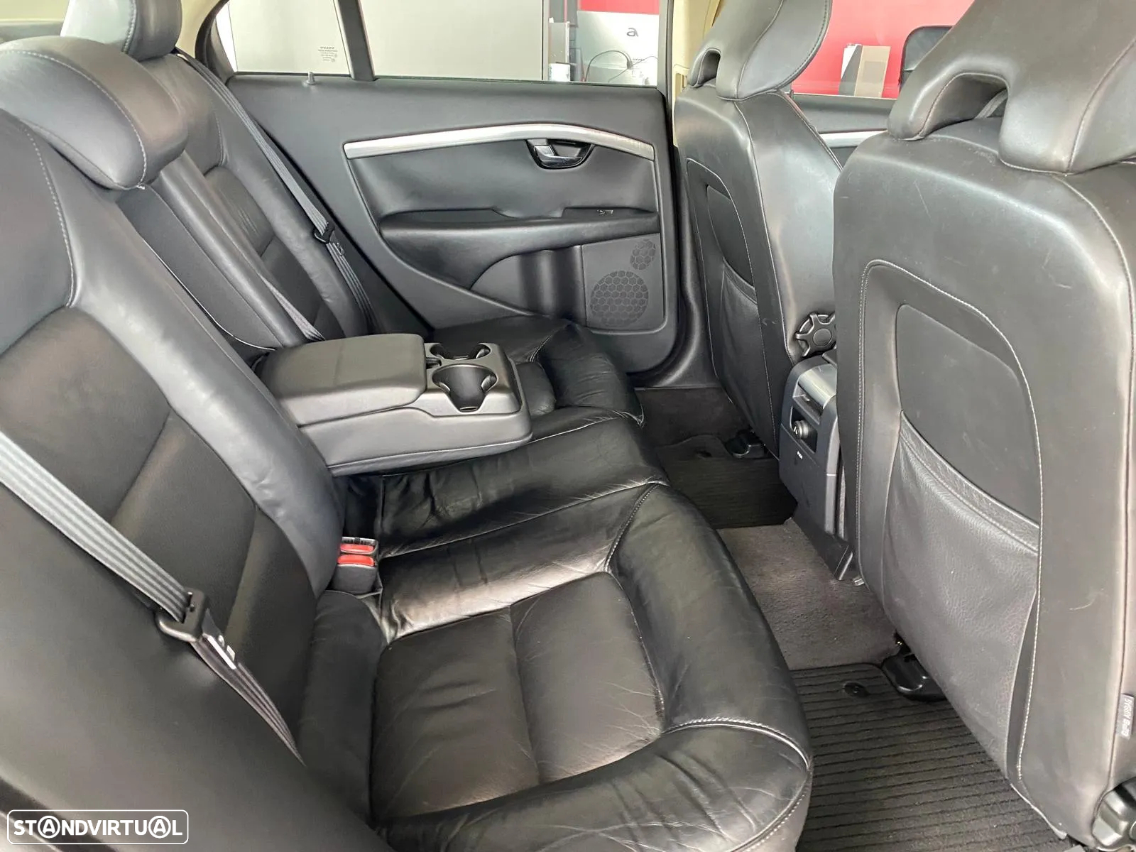 Volvo S80 2.4 D5 Summum - 29