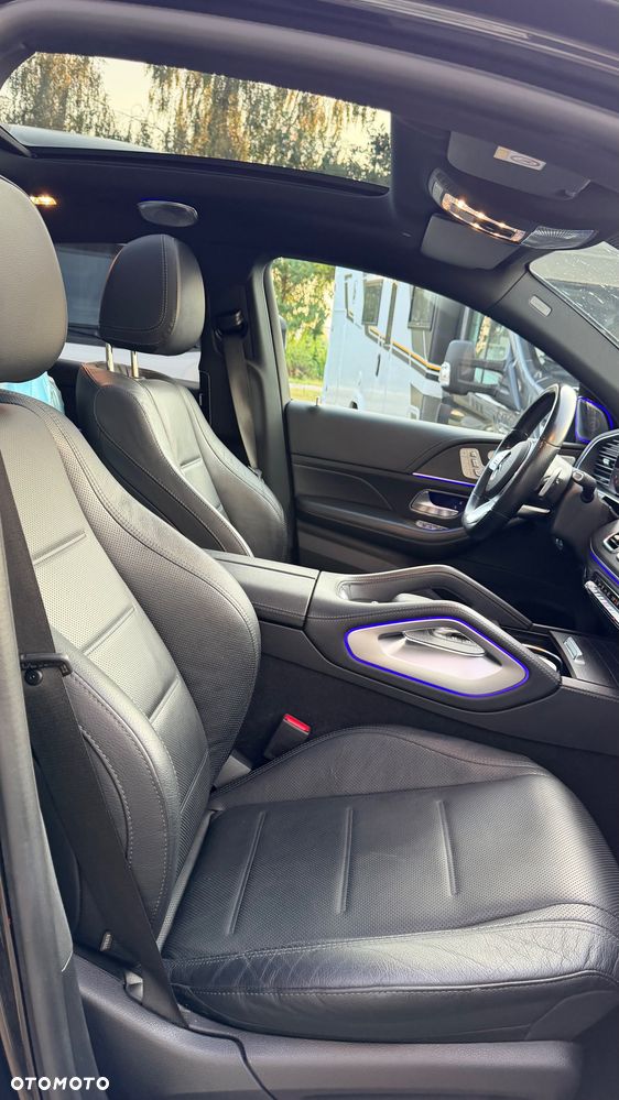 Mercedes-Benz GLE - 24