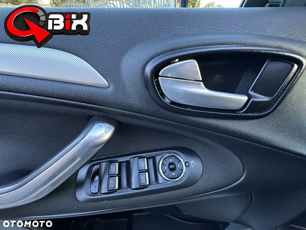 Ford S-Max - 14