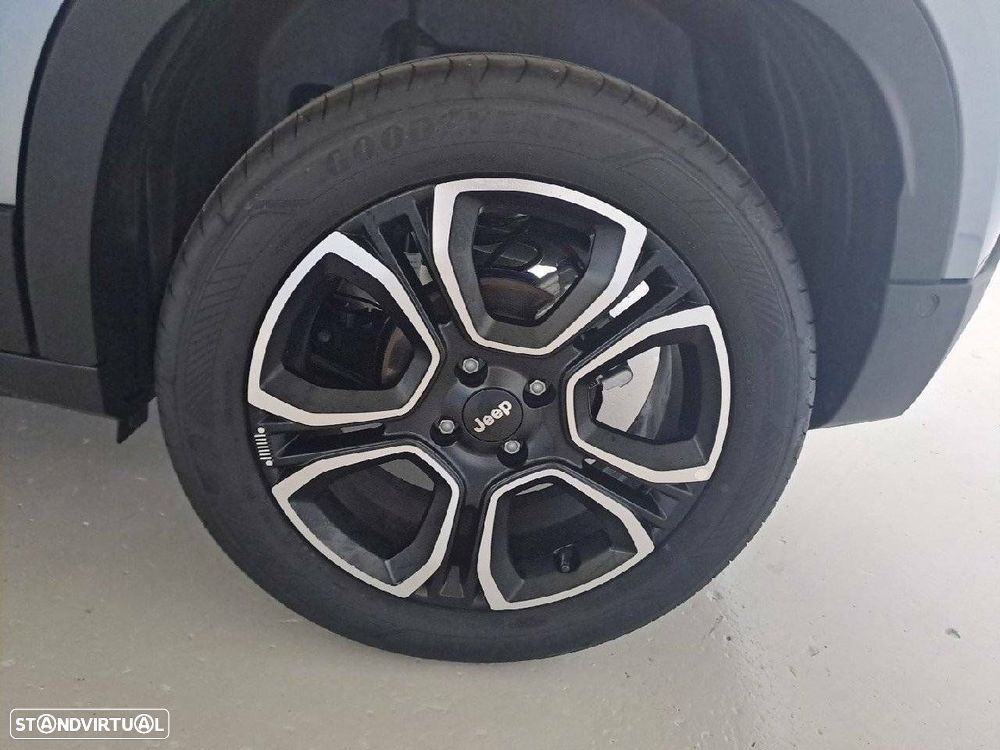 Jeep Avenger 1.2 GSE T3 Altitude - 11