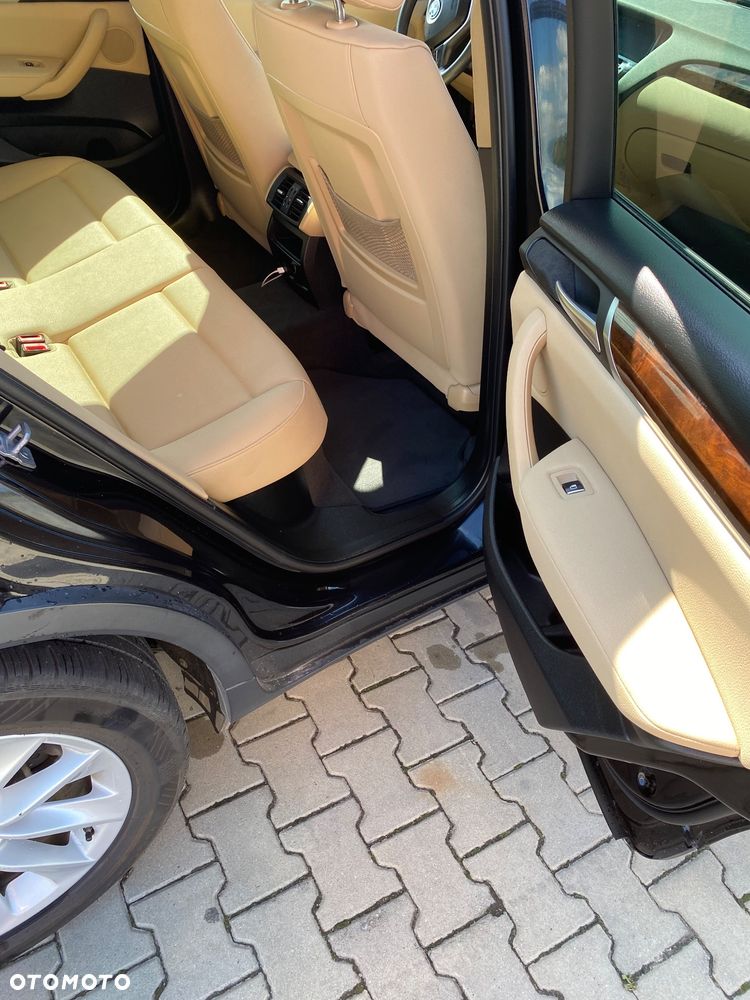 BMW X3 xDrive28i xLine - 13