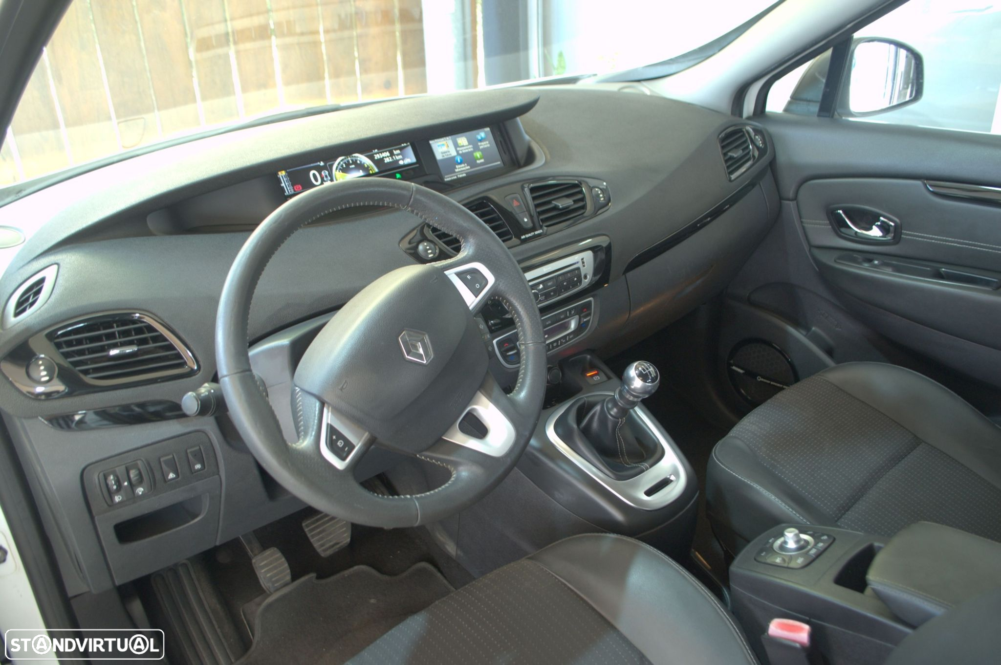 Renault Scénic 1.5 dCi Bose Edtion SS - 8