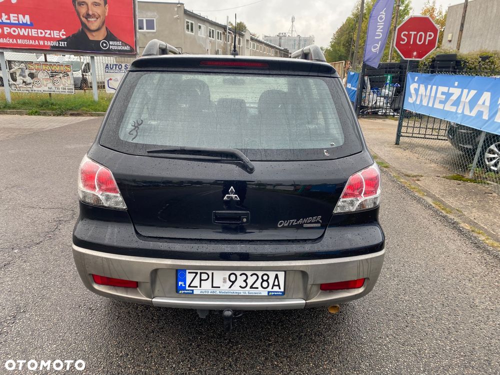 Mitsubishi Outlander 2.0 Comfort 4WD - 18