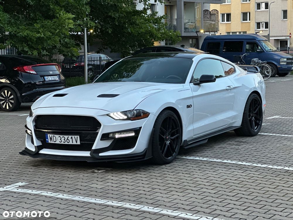 Ford Mustang - 2