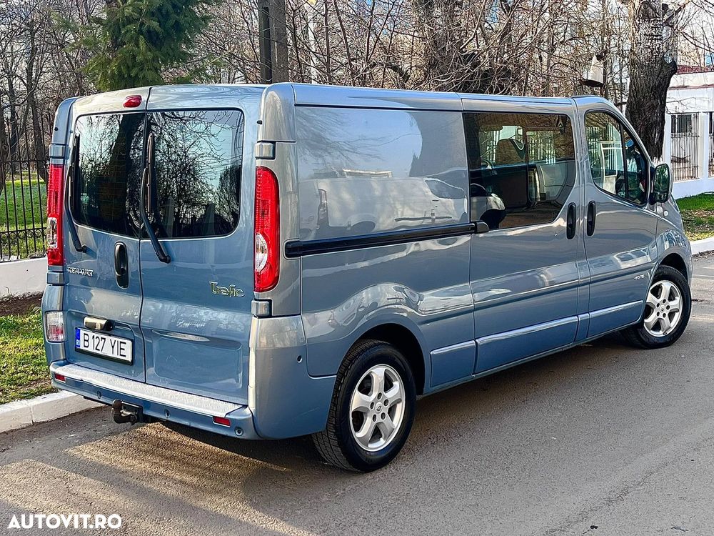 Renault trafic - 3