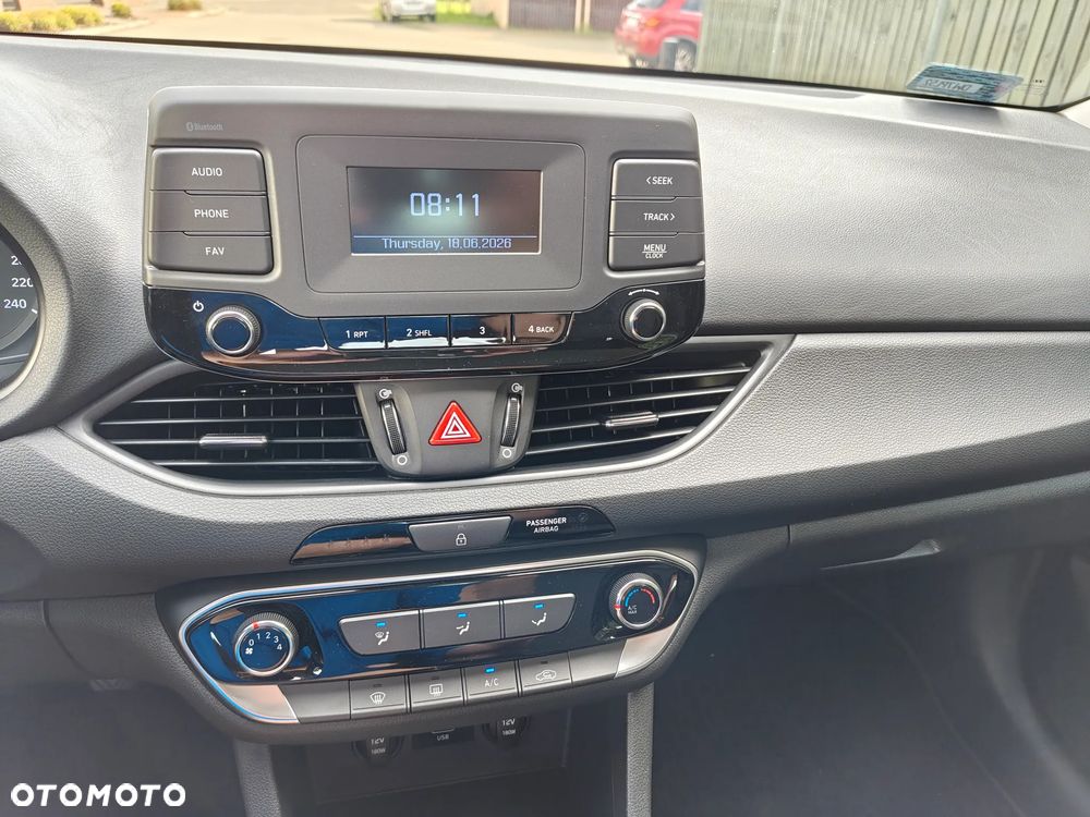 Hyundai i30 1.5 DPI Modern - 21