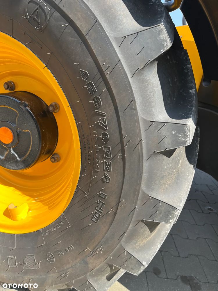 JCB 532-70 AgriSuper - 11