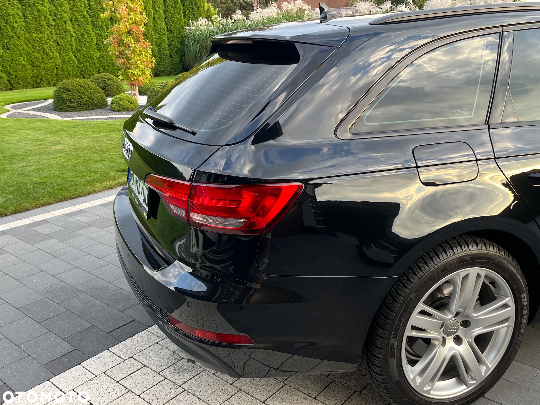 Audi A4 Avant 2.0 TDI Design S tronic - 8