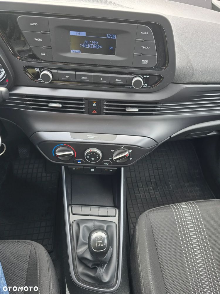 Hyundai i20 1.2 Pure - 15