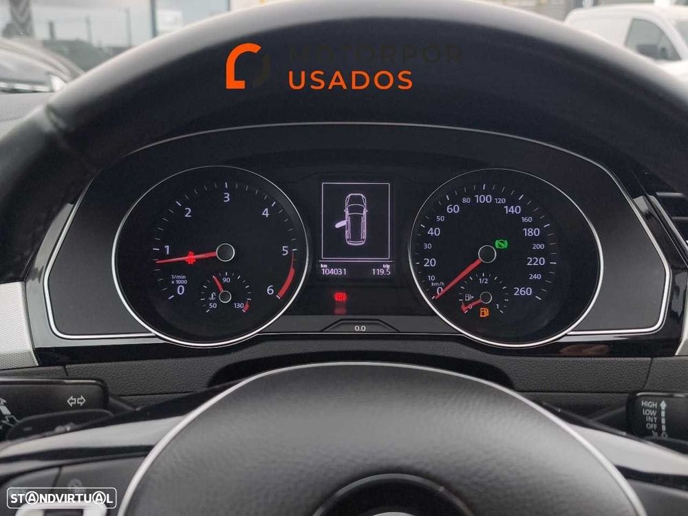 VW Passat Variant 2.0 TDI Confortline DSG - 14