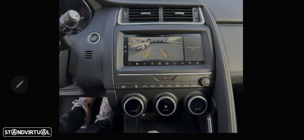 Jaguar E-Pace 2.0 i4D R-Dynamic S - 3