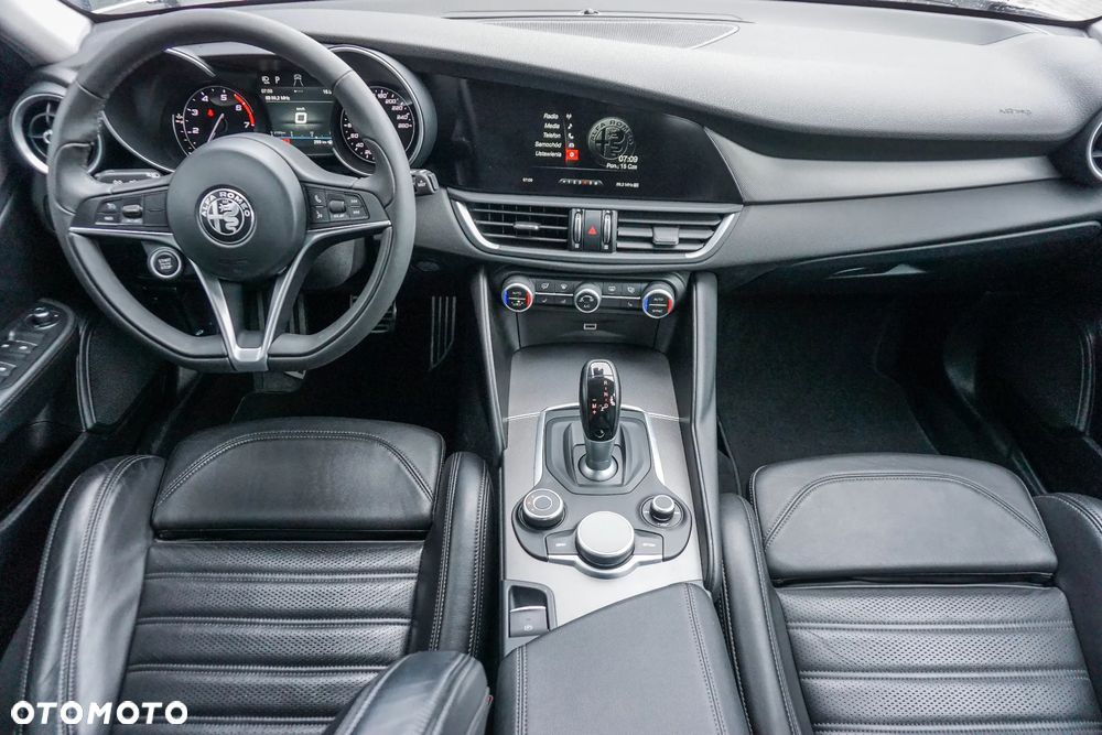 Alfa Romeo Giulia 2.0 Turbo Veloce Q4 - 36