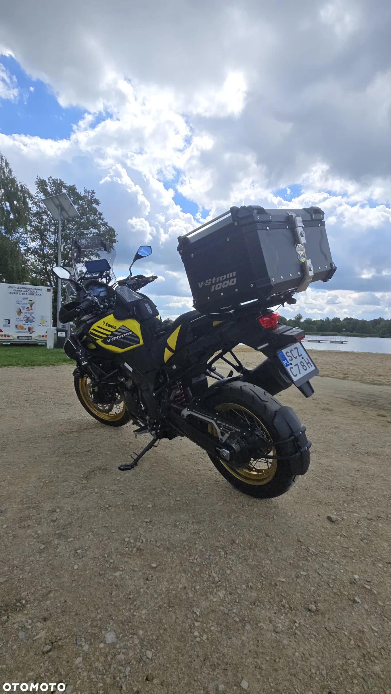 Suzuki V-STROM - 4