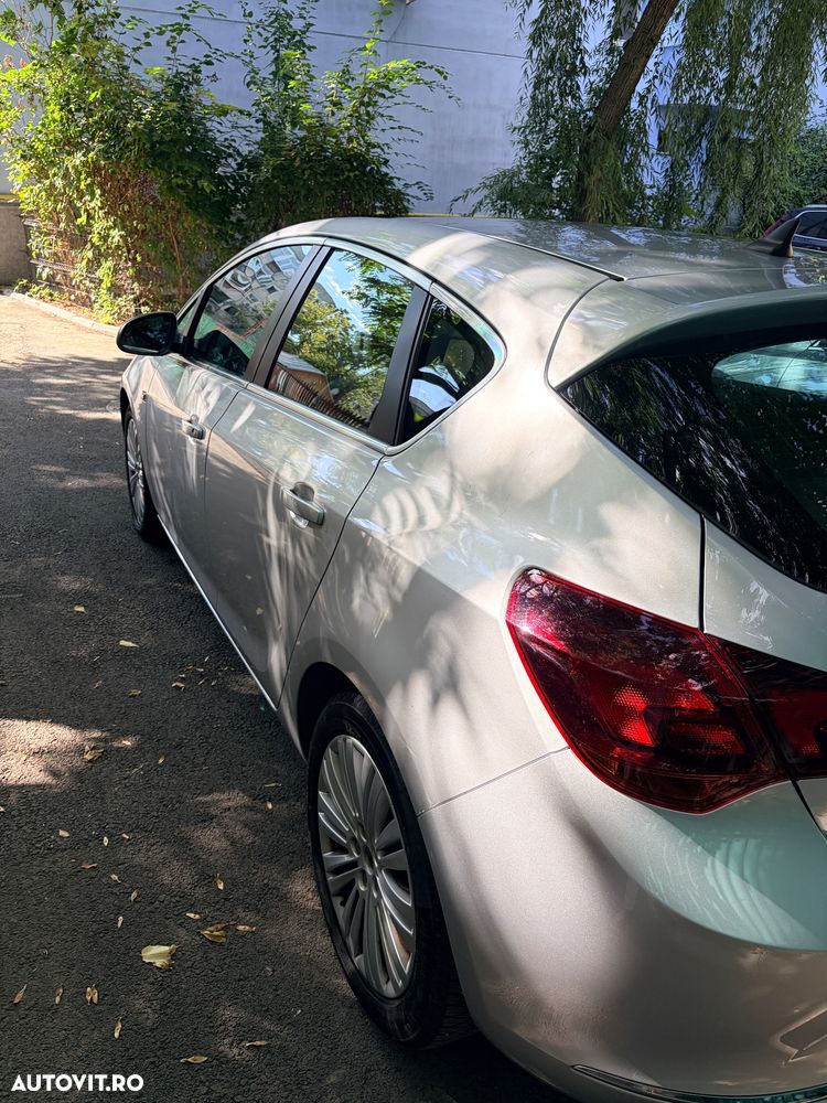Opel Astra 1.4 Turbo ECOTEC Aut. Cosmo - 6