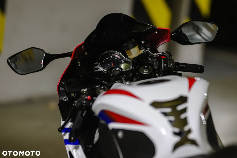 Honda CBR - 5