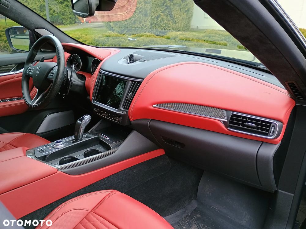 Maserati Levante Trofeo - 16