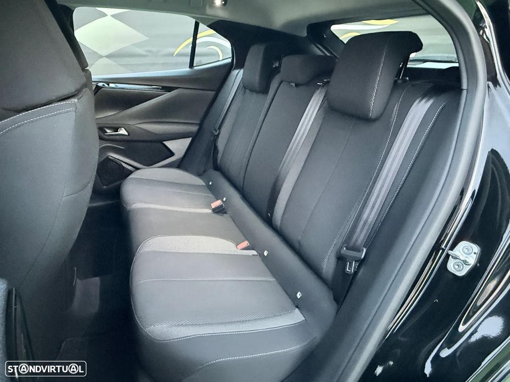 DS DS4 1.5 BlueHDi Trocadero EAT8 - 21