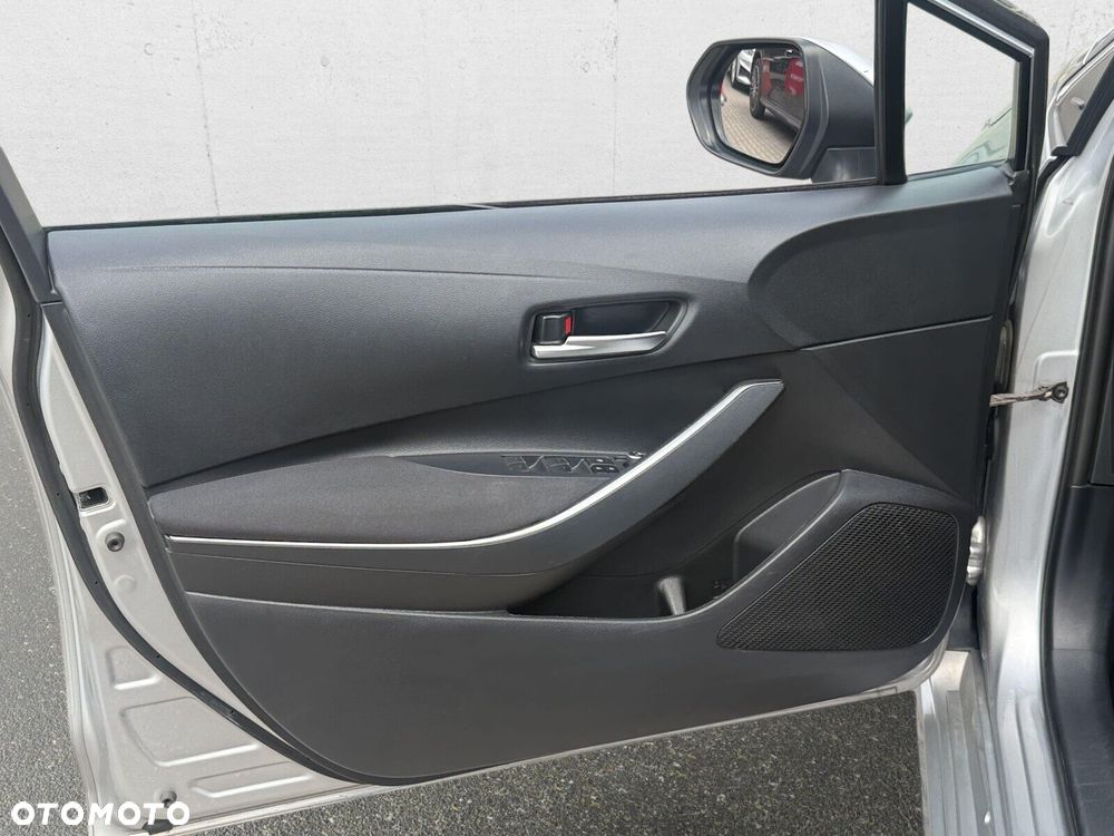 Toyota Corolla - 10