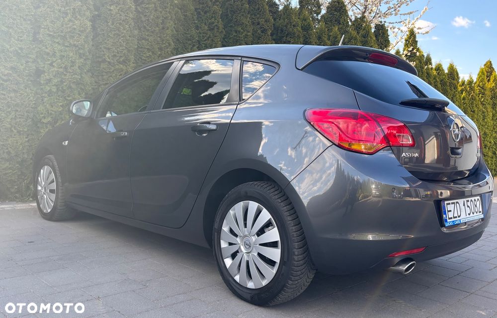 Opel Astra 1.4 Turbo - 15