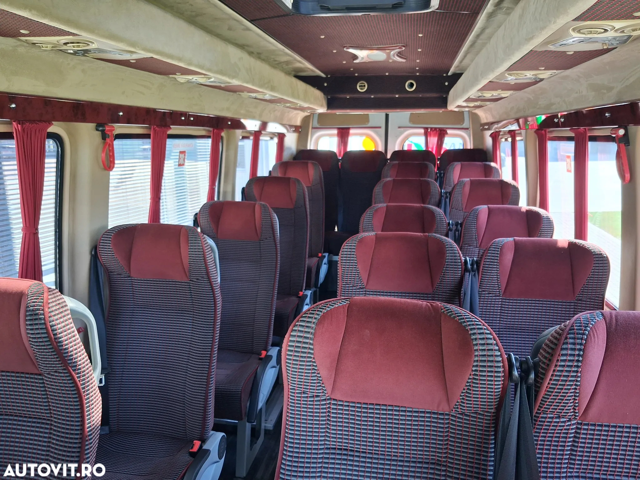 Mercedes-Benz Sprinter 516 CDI - 12