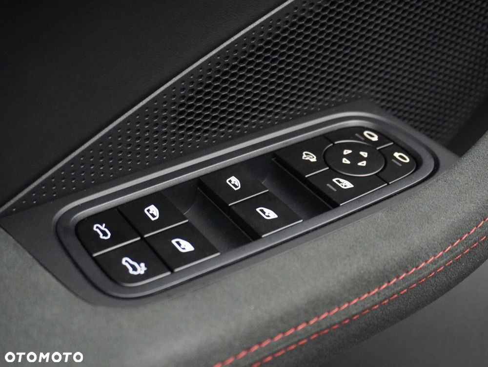 Porsche Macan GTS 100kWh - 19