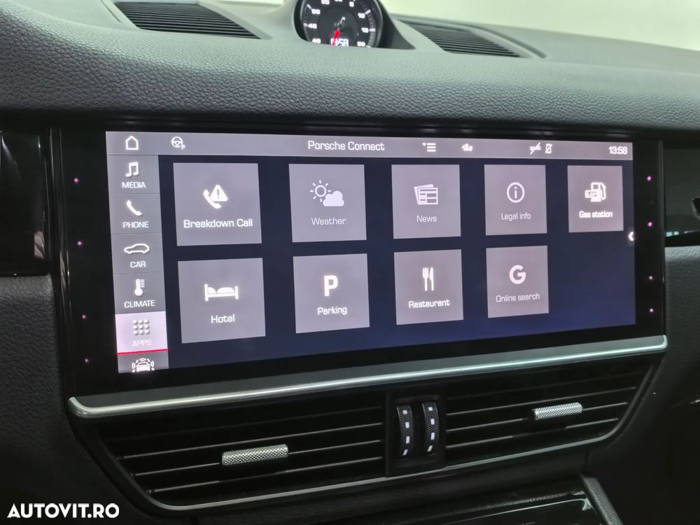 Porsche Cayenne - 30