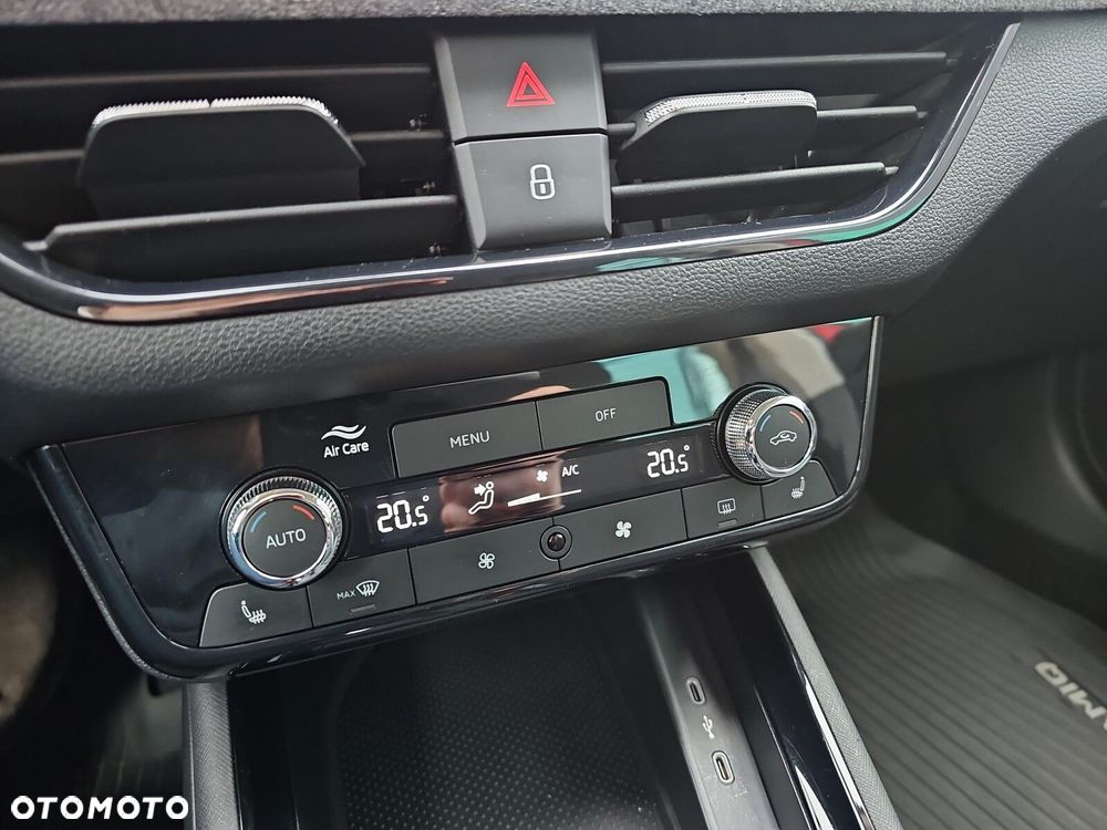 Skoda Kamiq 1.0 TSI Selection DSG - 25