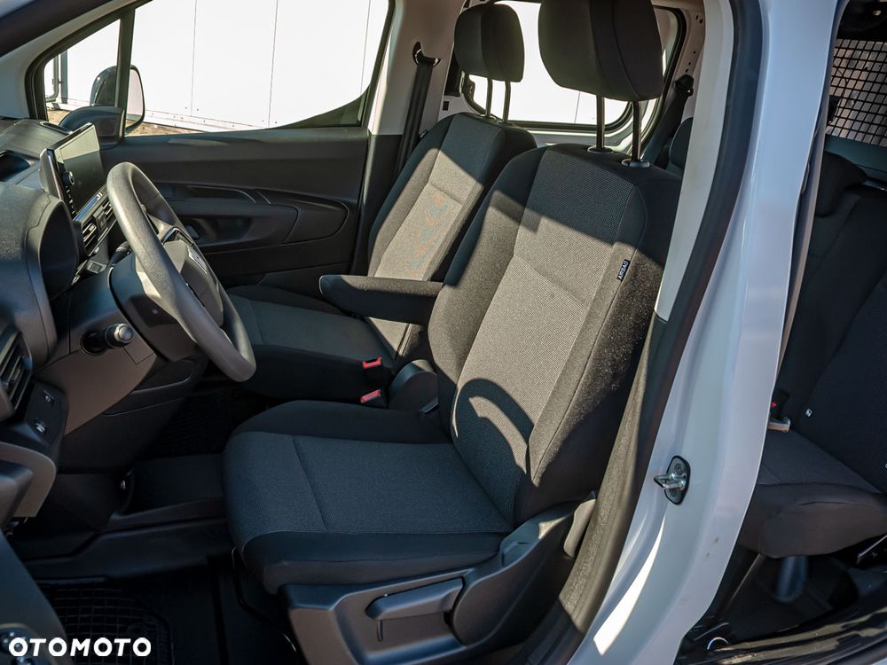 Fiat FIAT DOBLO ZAŁOGOWY XL DIESEL 100KM MANUAL - 17