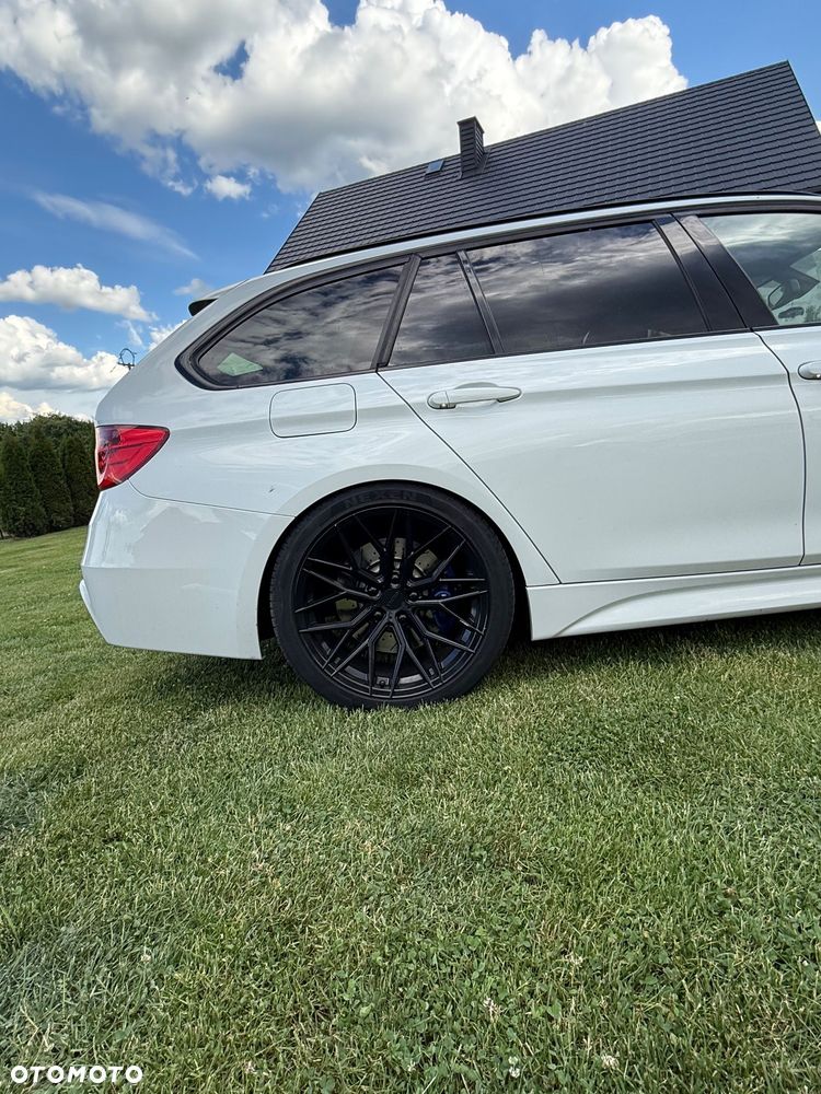 BMW Seria 3 328i Sport Line - 19