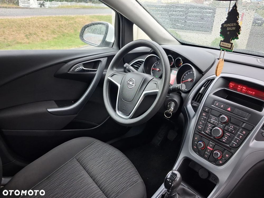 Opel Astra - 11