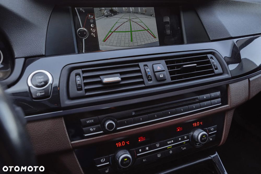 BMW Seria 5 520d - 18