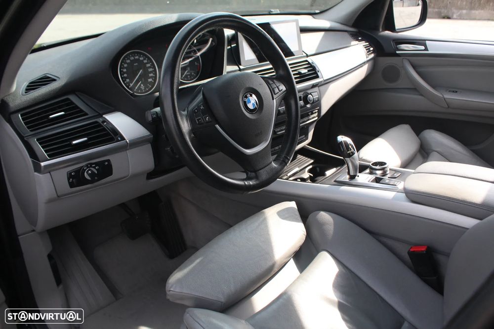 BMW X5 3.0 sd - 37