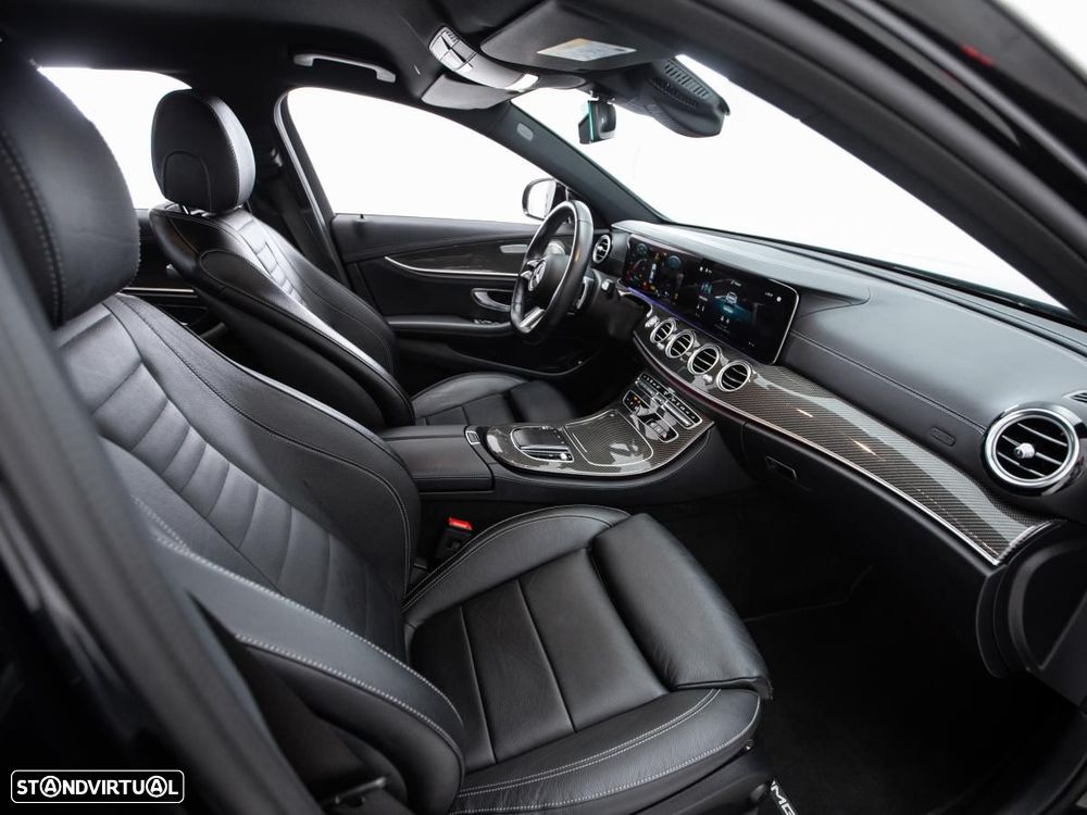 Mercedes-Benz E 300 de 4Matic 9G-TRONIC AMG Line — fotografia 9