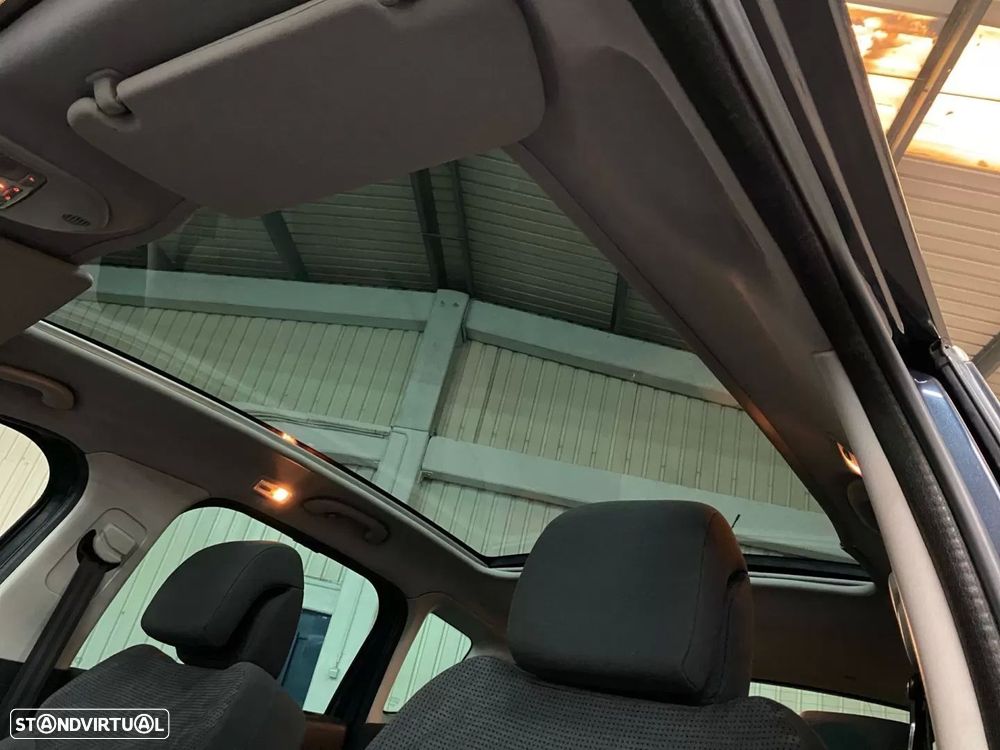 Peugeot 3008 1.6 HDi Allure - 14