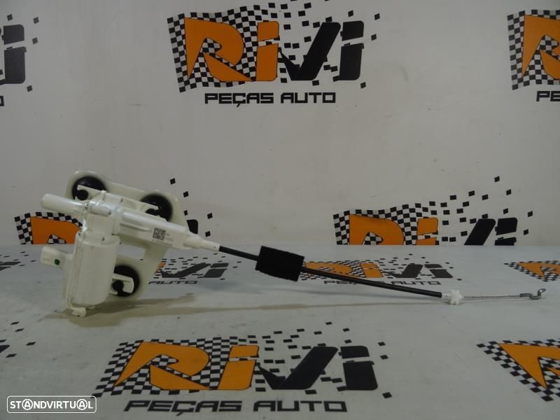 Motor Do Fecho Da Mala Mercedes-Benz C-Class T-Model (S205)  A09990686 - 1