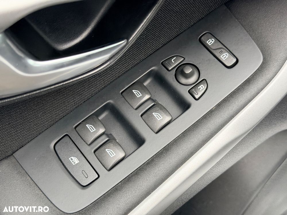 Volvo V40 D2 DRIVe Momentum - 12