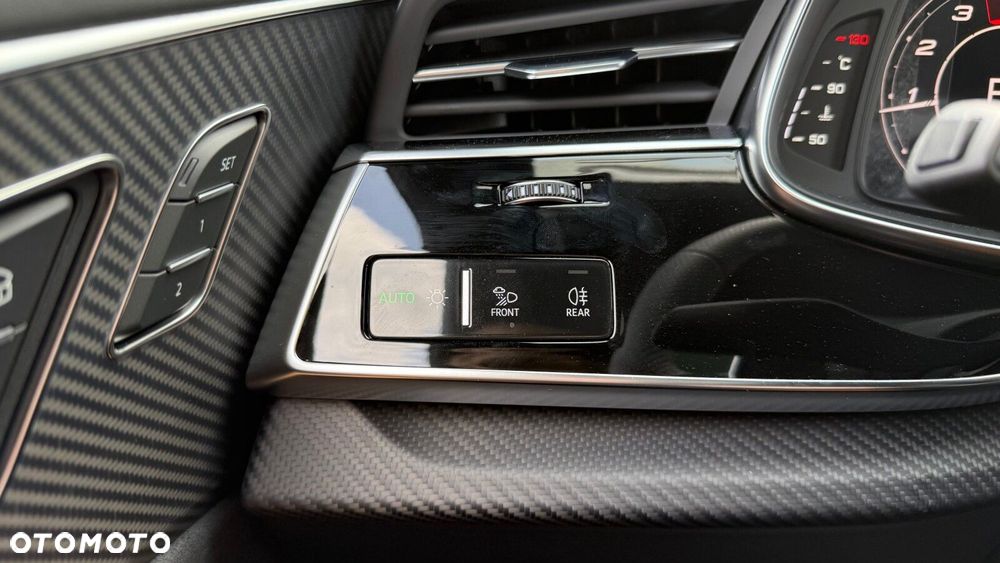 Audi RS Q8 - 31