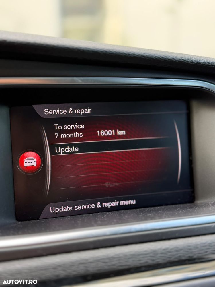 Volvo V40 D3 Aut. R-Design - 21