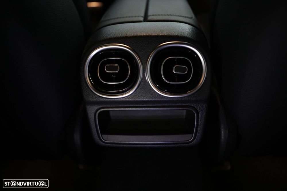 Mercedes-Benz C 300 e AMG Line - 17