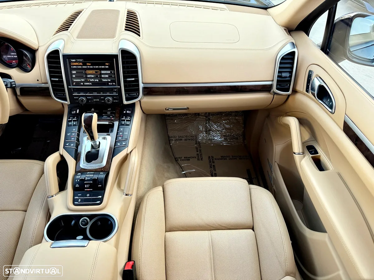 Porsche Cayenne Platinum Edition - 11