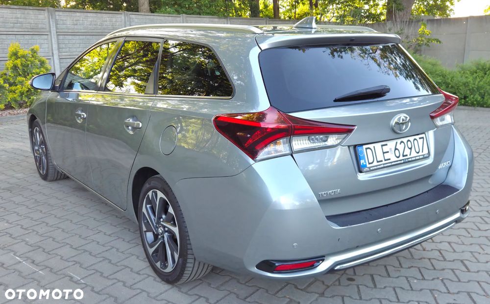 Toyota Auris 1.6 D-4D Edition-S - 3