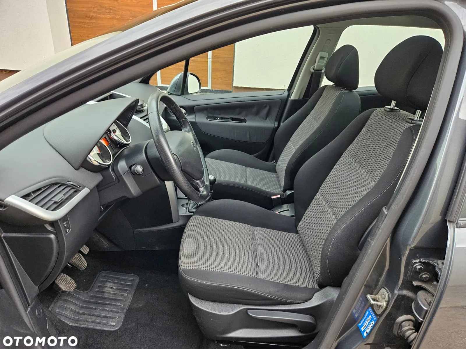 Peugeot 207 120 Premium - 8