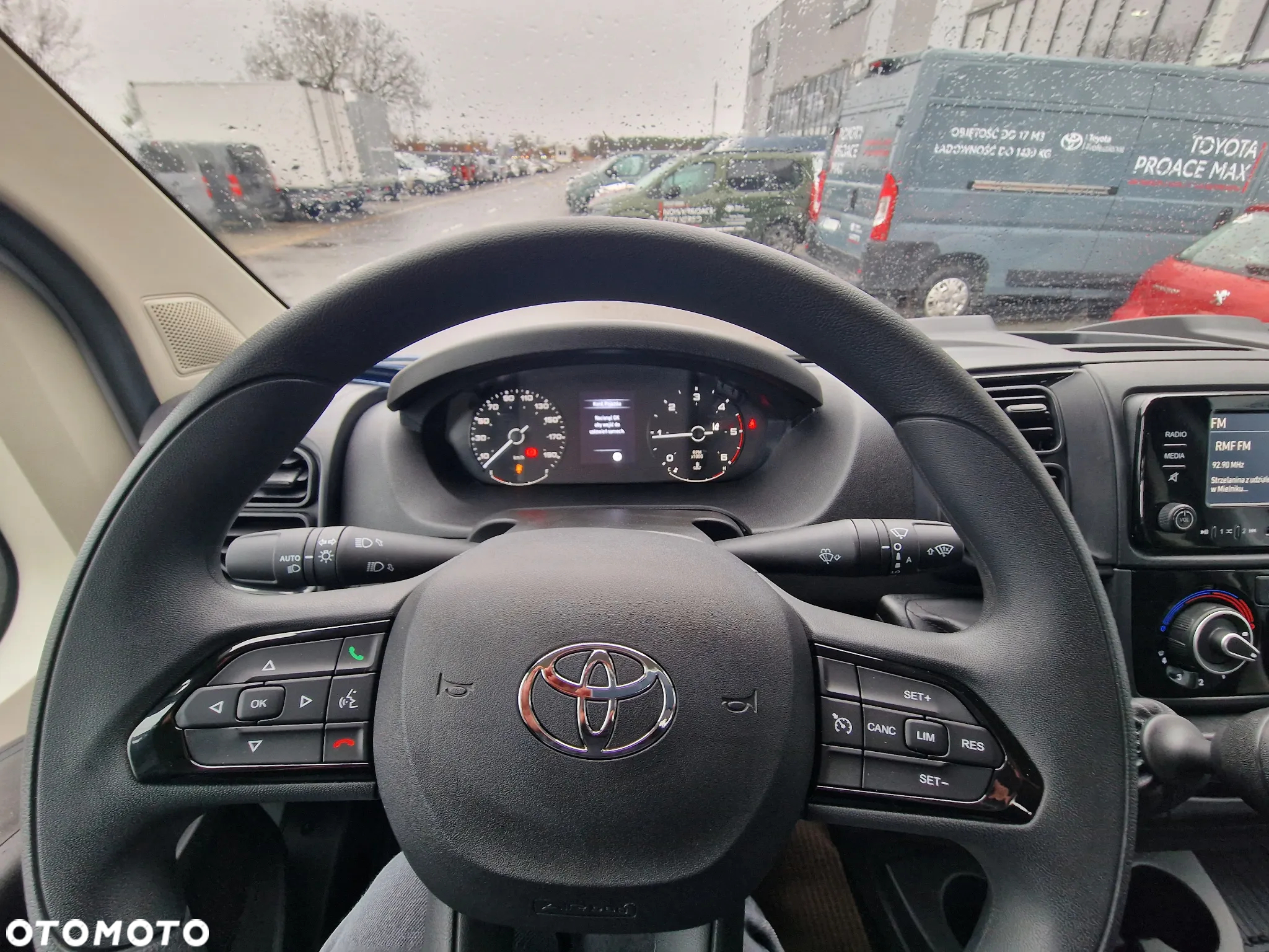 Toyota Proace MAX - 10