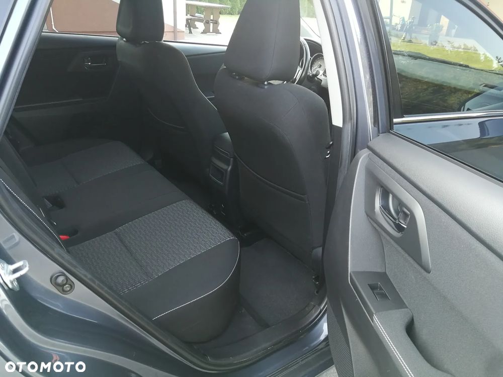 Toyota Auris 1.4 D-4D Premium Comfort - 8