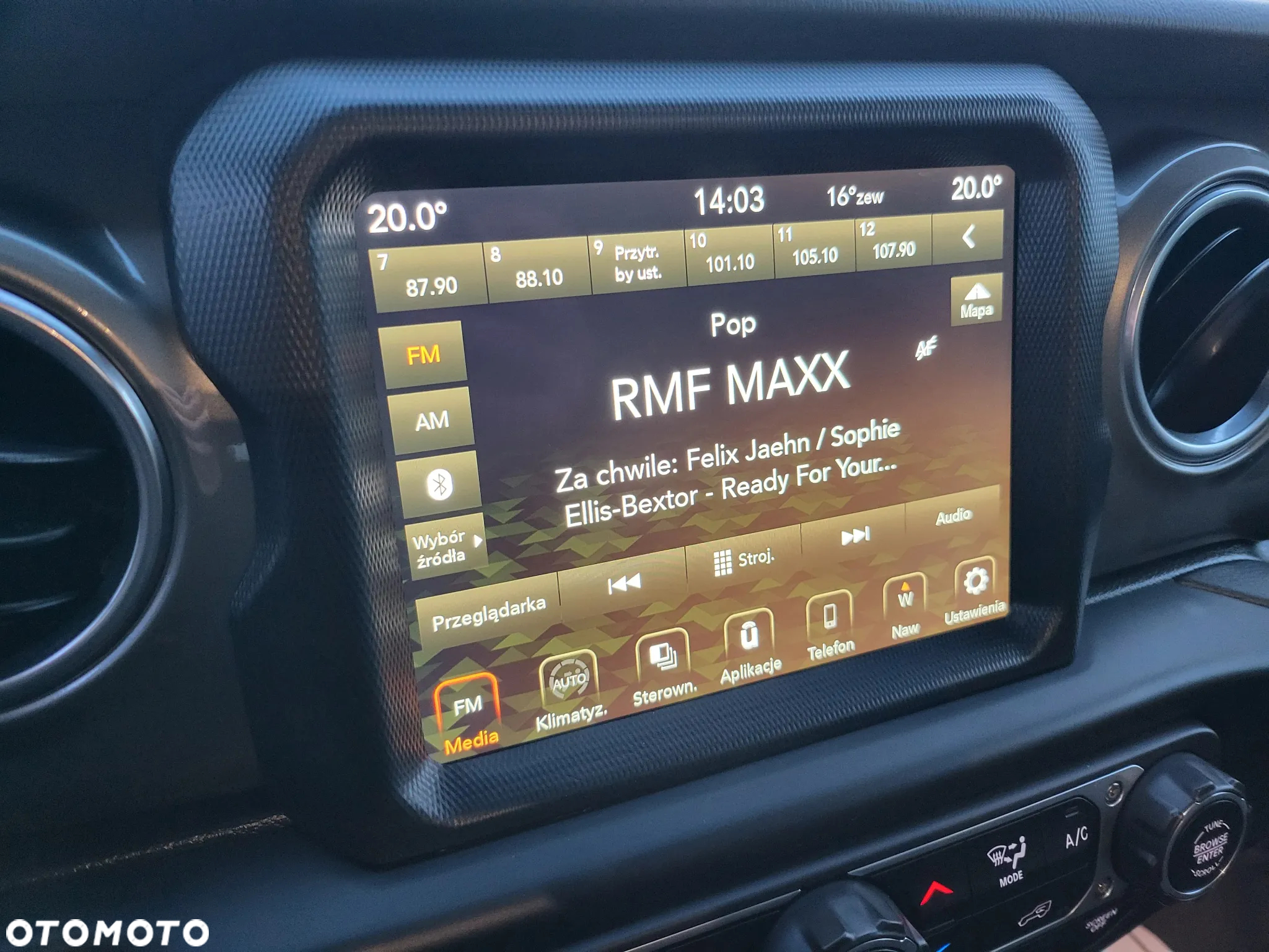 Jeep Wrangler - 6