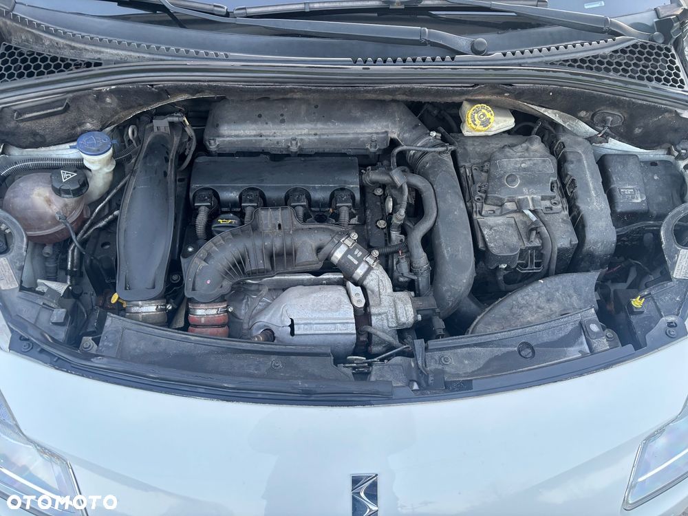 Citroën DS3 THP 155 SportChic - 29