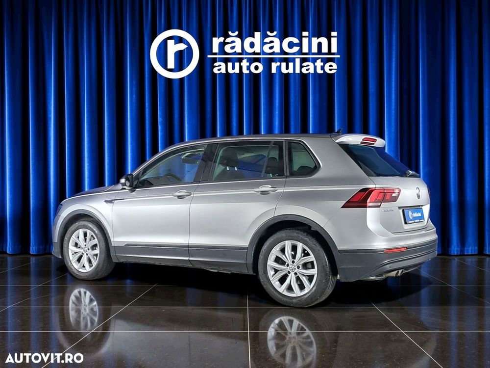 Volkswagen Tiguan - 8