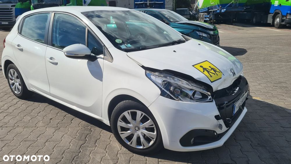 Peugeot 208 Blue-HDi 100 Stop&Start Style